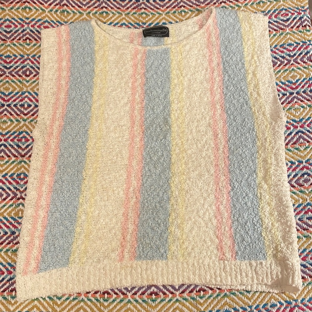 Vintage sleeveless pastel sweater